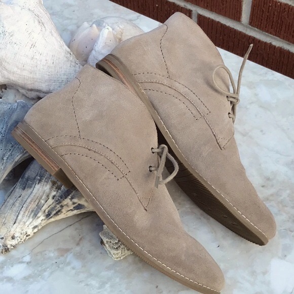 Franco Sarto Tan Suede Lace Up Ankle Boots Size 6.5 - Picture 7 of 15